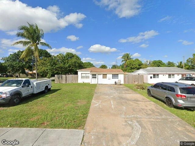 House image located at Miami, FL 33162