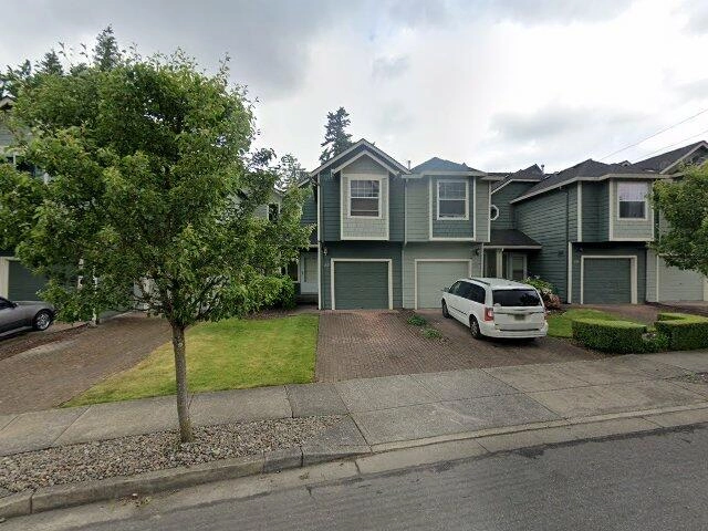 House image located at Portland, OR 97233