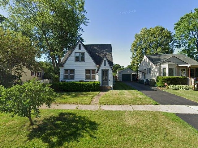 House image located at Flint, MI 48507