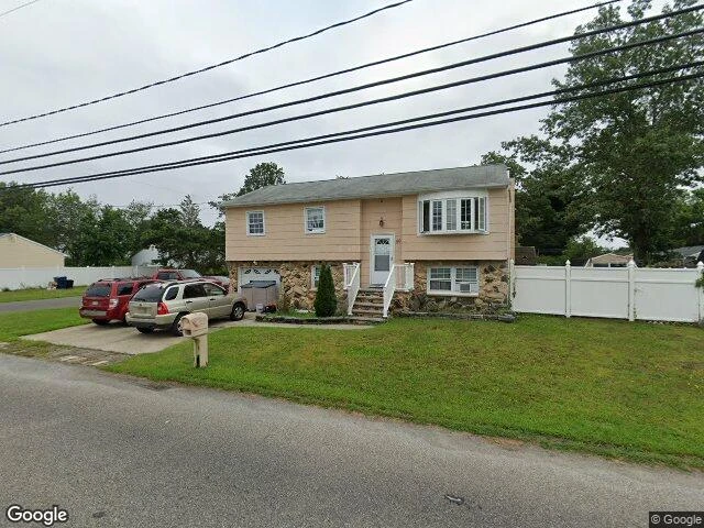 House image located at Beachwood, NJ 08722
