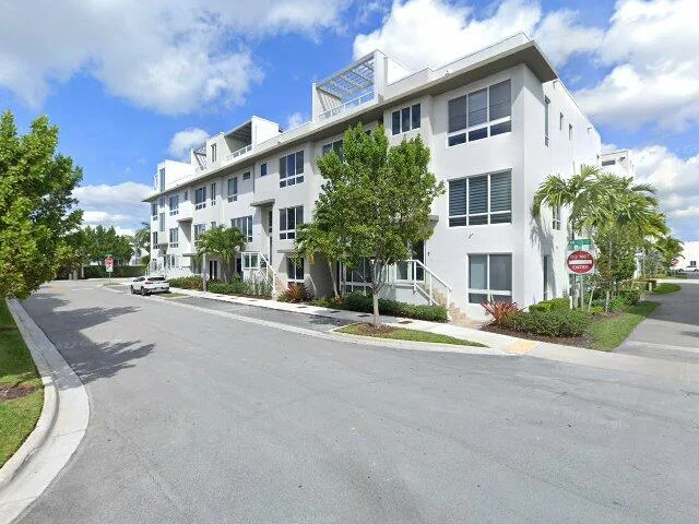 House image located at Miami, FL 33178