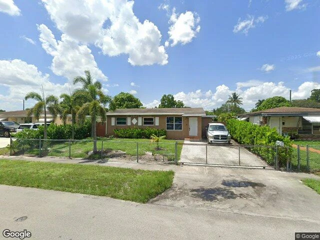 House image located at Hollywood, FL 33024