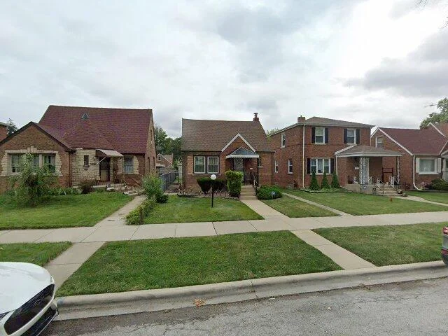 House image located at Chicago, IL 60652