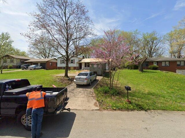 House image located at Anderson, IN 46011
