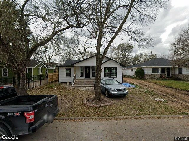 House image located at Houston, TX 77021