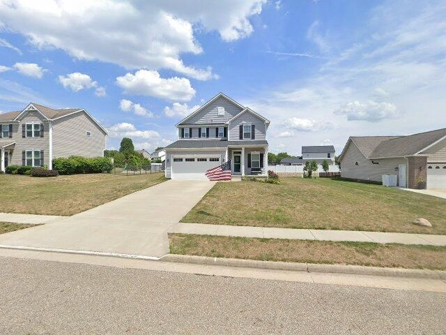 House image located at Louisville, OH 44641