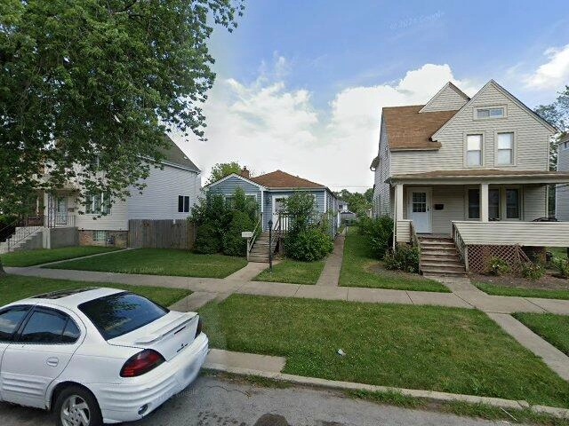 House image located at Blue Island, IL 60406