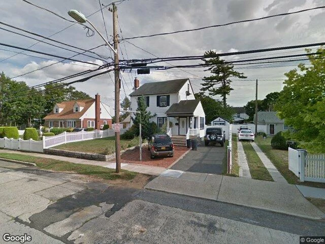 House image located at Freeport, NY 11520