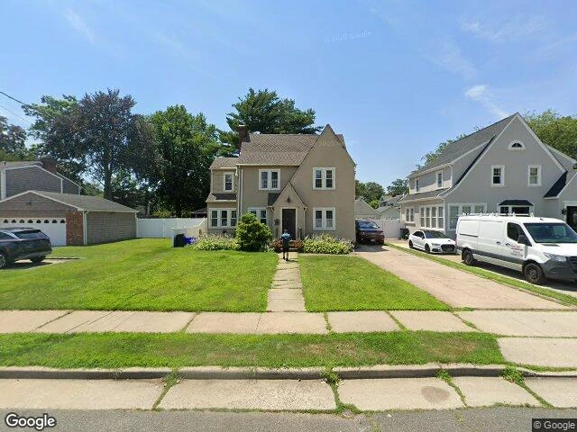 House image located at Freeport, NY 11520