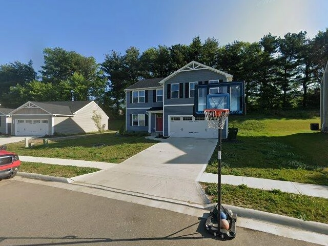 House image located at Massillon, OH 44647