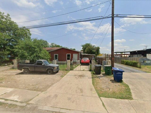 House image located at San Antonio, TX 78221