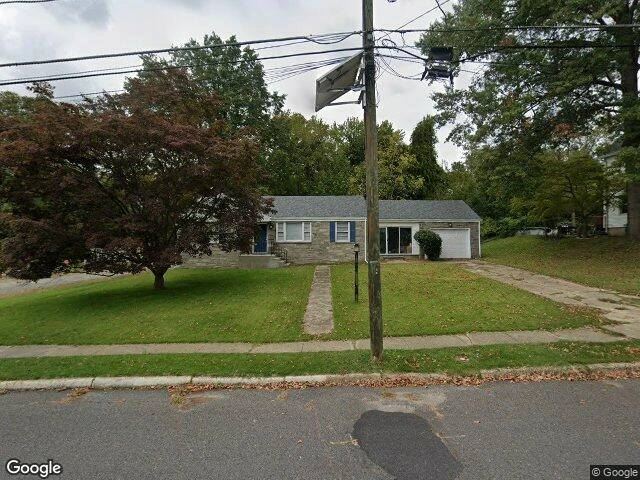 House image located at Barrington, NJ 08007