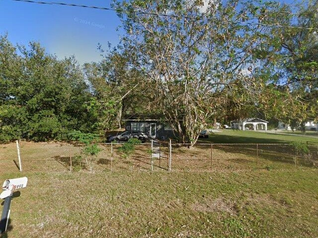 House image located at Mulberry, FL 33860