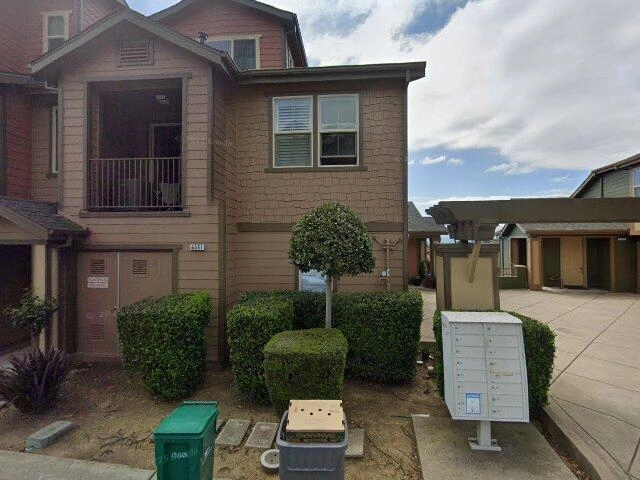 House image located at Oakland, CA 94605