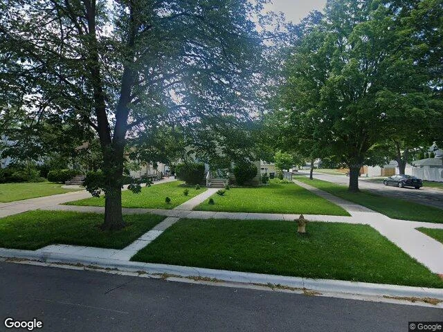 House image located at Broadview, IL 60155