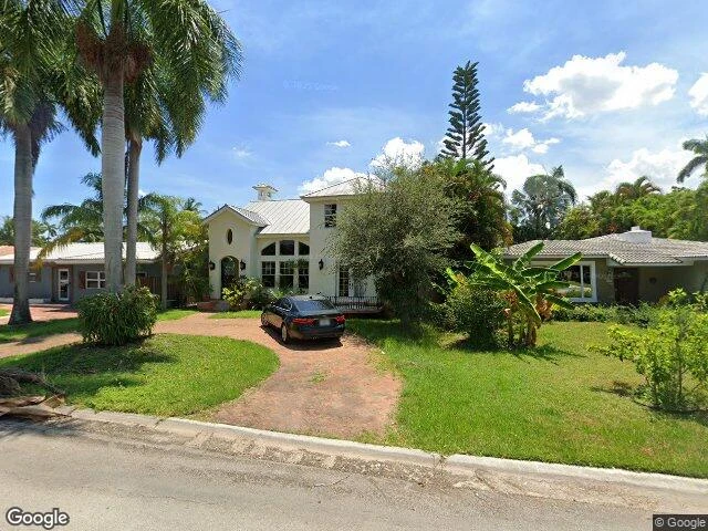 House image located at Hollywood, FL 33019