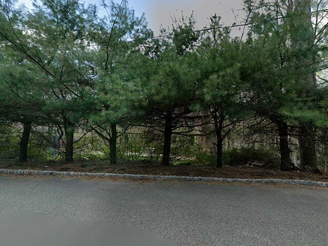 House image located at Wanaque, NJ 07465