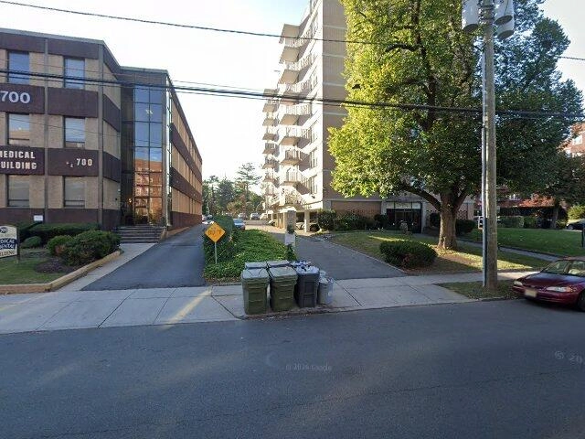 House image located at Galesburg, IL 61401