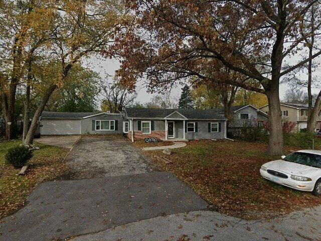 House image located at Winfield, IL 60190