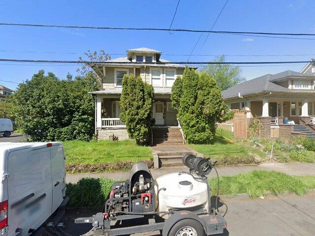 House image located at Portland, OR 97214