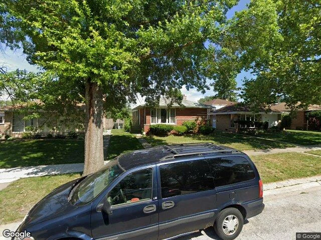 House image located at Dolton, IL 60419