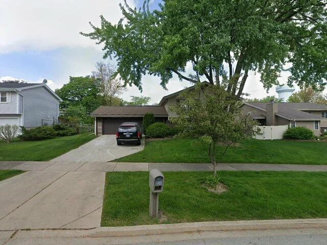 House image located at Bloomingdale, IL 60108