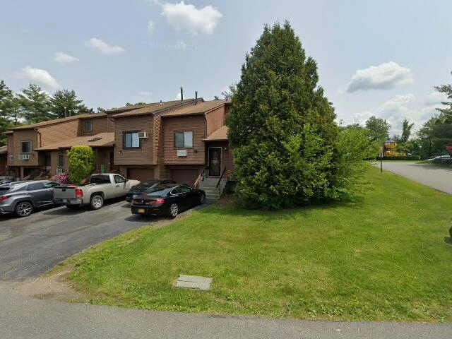 House image located at Windsor, CT 06095