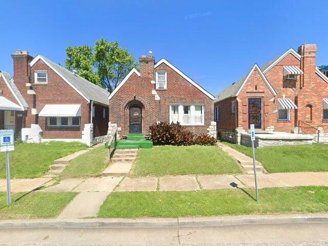 House image located at Saint Louis, MO 63147