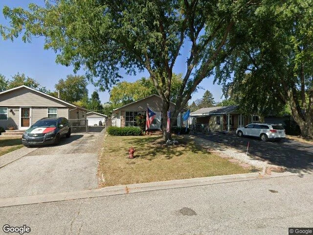 House image located at Round Lake, IL 60073