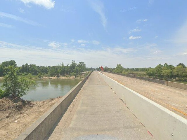 House image located at Cleveland, TX 77327