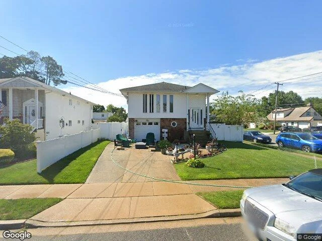 House image located at Massapequa, NY 11758