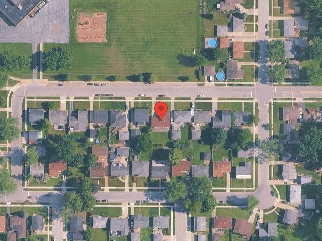 House image located at Griffith, IN 46319