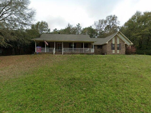 House image located at Crestview, FL 32539