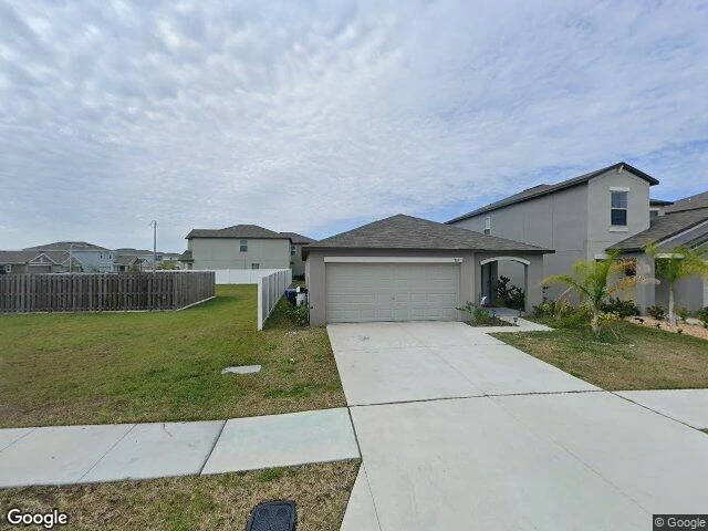 House image located at Ruskin, FL 33570