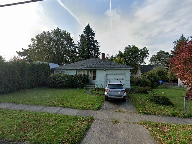 House image located at Portland, OR 97222