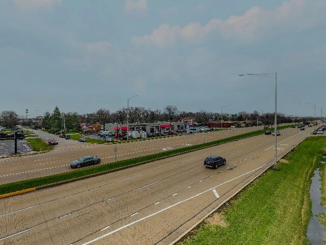 House image located at Waukegan, IL 60085