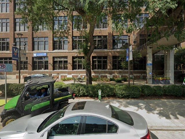 House image located at Springfield, IL 62702