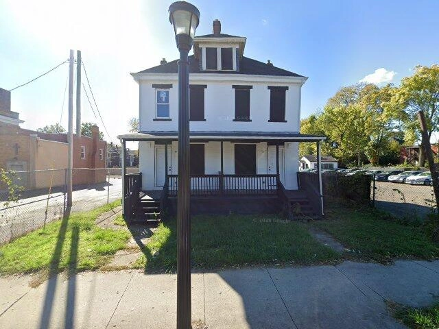 House image located at Columbus, OH 43205