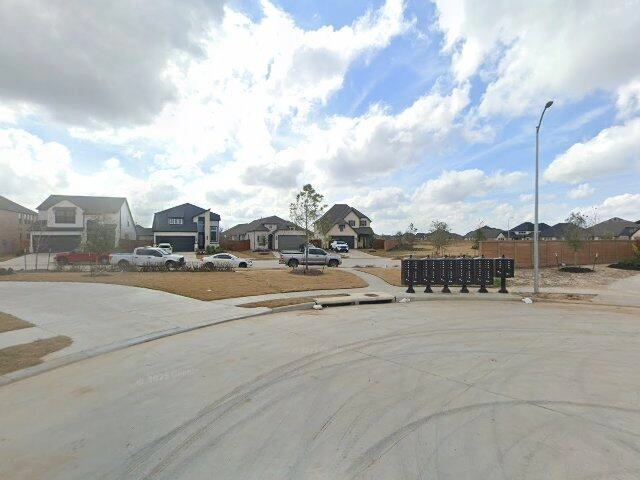 House image located at Rosharon, TX 77583