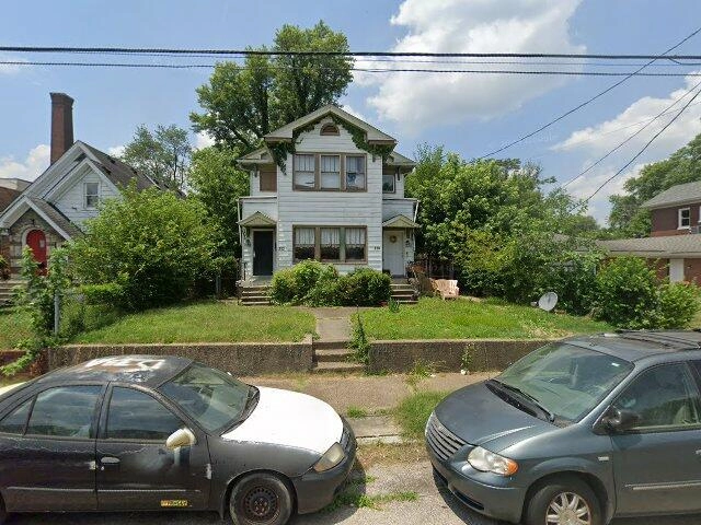 House image located at Louisville, KY 40212
