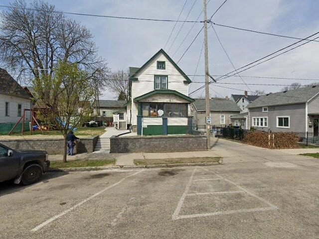 House image located at Goshen, IN 46526