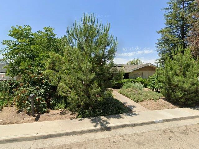 House image located at Reedley, CA 93654