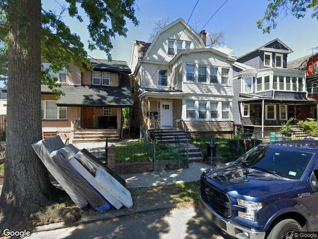 House image located at Newark, NJ 07112