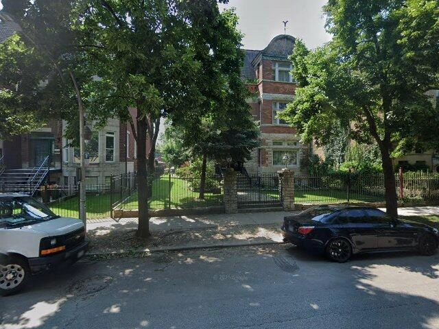 House image located at Chicago, IL 60607