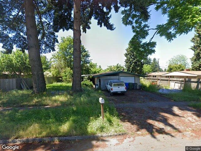 House image located at Eugene, OR 97401