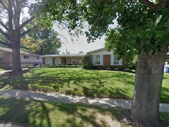 House image located at Florissant, MO 63033