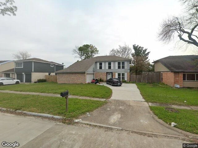 House image located at League City, TX 77573