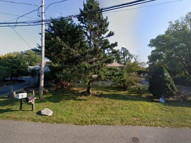 House image located at Southold, NY 11971