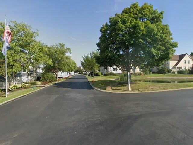House image located at Gurnee, IL 60031