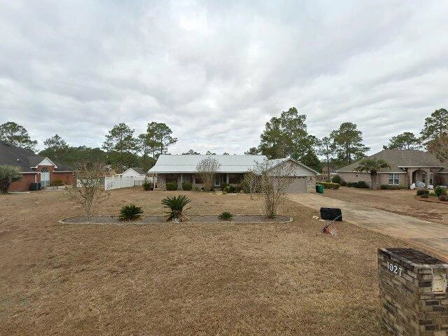 House image located at Defuniak Springs, FL 32433